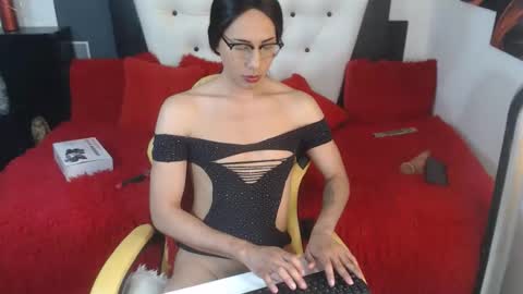 Snapshot of stephanieparadis25 chatting on 02-11-26, 04:12 stephanieparadis online show from 02-11-26, 04:12
