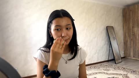 Snapshot of stephanieseidt chatting on 05-29-26, 05:49 Aiko online show from 05-29-26, 05:49