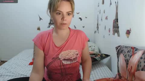 Stephanie   online show from 11-04-25, 11:31