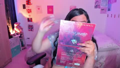 Snapshot of stephanifox chatting on 12-28-24, 10:34 Stephanie online show from 12-28-24, 10:34