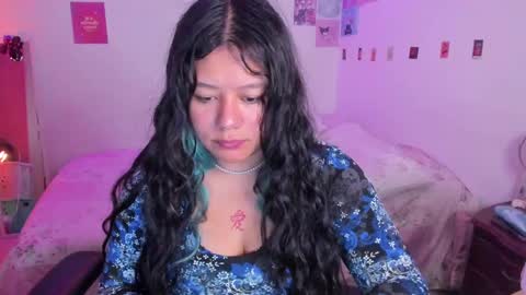 Snapshot of stephanifox chatting on 01-13-25, 02:07 Stephanie online show from 01-13-25, 02:07