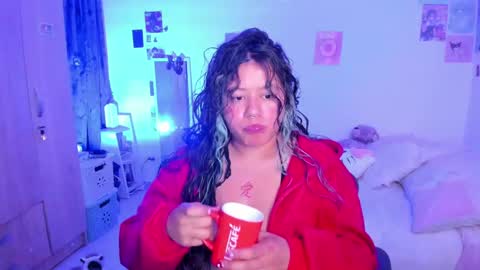 Snapshot of stephanifox chatting on 01-22-25, 02:26 Stephanie online show from 01-22-25, 02:26