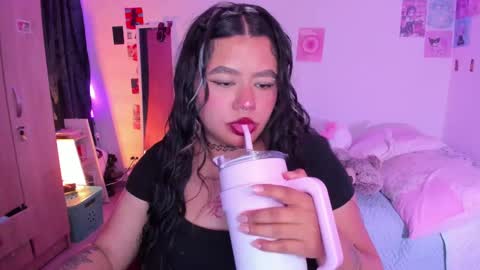 Snapshot of stephanifox chatting on 01-31-25, 02:26 Stephanie online show from 01-31-25, 02:26