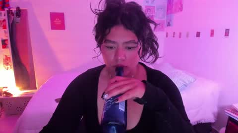 Snapshot of stephanifox chatting on 02-09-25, 03:43 Stephanie online show from 02-09-25, 03:43