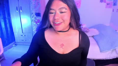 Snapshot of stephanifox chatting on 02-21-25, 12:27 Stephanie online show from 02-21-25, 12:27