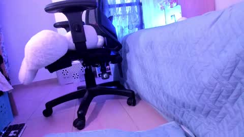 Snapshot of stephanifox chatting on 02-26-25, 09:27 Stephanie online show from 02-26-25, 09:27