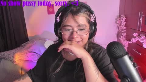 Snapshot of stephanifox chatting on 09-19-25, 06:15 Stephanie online show from 09-19-25, 06:15