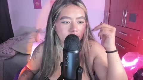 Snapshot of stephanifox chatting on 09-20-25, 08:04 Stephanie online show from 09-20-25, 08:04