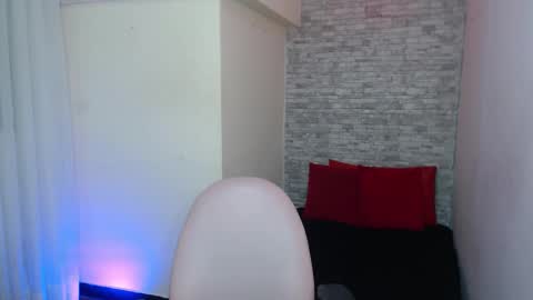 stephany_rodriguez_ online show from 10-13-25, 07:03