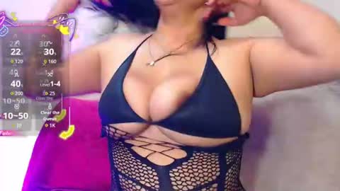 Snapshot of stephanyyx1 chatting on 06-11-26, 12:19 stephanyyx1 online show from 06-11-26, 12:19