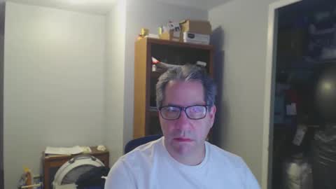 stephenhal9 online show from 12-04-25, 02:43