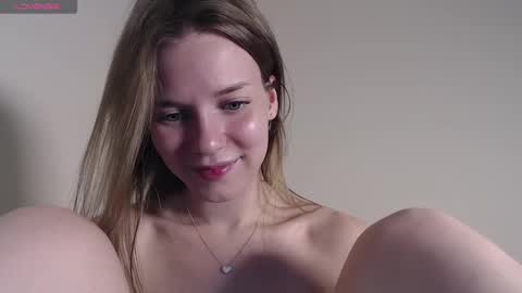 Snapshot of stephie_mrr chatting on 03-02-25, 11:29 Steph online show from 03-02-25, 11:29