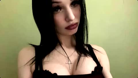 Snapshot of stephniesolie chatting on 11-30-25, 06:06 StephanI online show from 11-30-25, 06:06