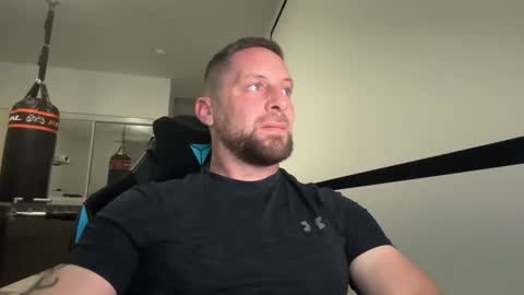 Snapshot of steve897819 chatting on 10-20-25, 01:28 steve897819 online show from 10-20-25, 01:28