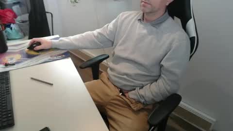 Snapshot of steve_oo8 chatting on 02-25-25, 06:42 steve_oo8 online show from 02-25-25, 06:42