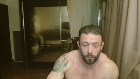 Snapshot of stevebulkzor chatting on 07-06-26, 10:12 Steve Oakenshield son of John son of Vasyl online show from 07-06-26, 10:12
