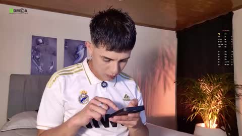 Snapshot of steveen_1604 chatting on 01-08-26, 04:48 Stevenn online show from 01-08-26, 04:48