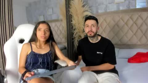 stevenandlaura_ online show from 04-24-26, 08:33
