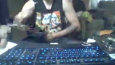 Snapshot of steveneg13 chatting on 03-09-25, 05:06 Steveneg13 online show from 03-09-25, 05:06