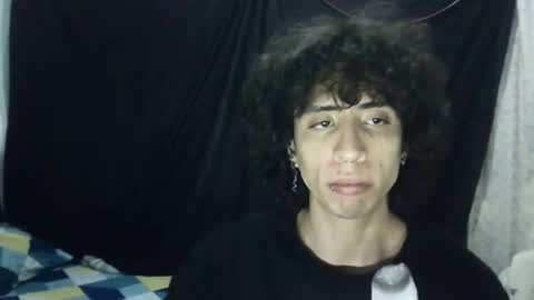 Snapshot of stevenrole69 chatting on 11-06-25, 10:43 stevenrole online show from 11-06-25, 10:43