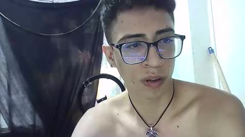 Snapshot of stevenrole69 chatting on 01-13-26, 01:05 stevenrole online show from 01-13-26, 01:05