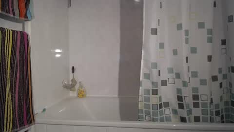 Snapshot of steveo_85 chatting on 06-12-26, 08:57 white beef online show from 06-12-26, 08:57