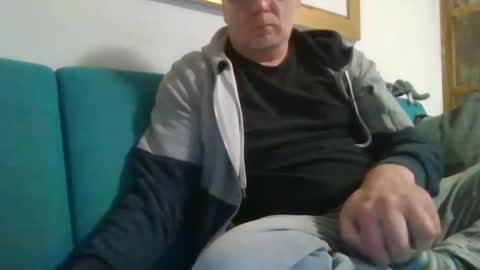 Snapshot of stevessky chatting on 02-05-25, 09:07 stevessky online show from 02-05-25, 09:07