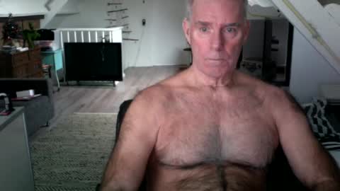 stevetwo online show from 12-11-24, 10:03