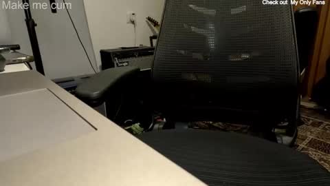 Snapshot of stevie_grey chatting on 03-03-26, 01:17 stevie_grey online show from 03-03-26, 01:17