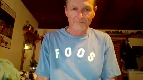 Snapshot of steviehard7 chatting on 03-01-25, 02:04 steviehard7 online show from 03-01-25, 02:04