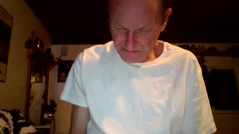 Snapshot of steviehard7 chatting on 03-05-25, 05:50 steviehard7 online show from 03-05-25, 05:50