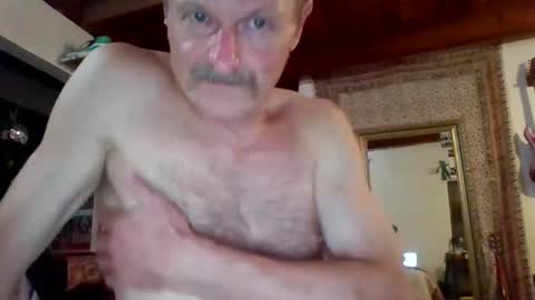 Snapshot of steviehard7 chatting on 10-04-25, 07:17 steviehard7 online show from 10-04-25, 07:17