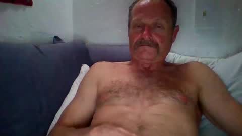 Snapshot of steviehard7 chatting on 10-07-25, 07:05 steviehard7 online show from 10-07-25, 07:05