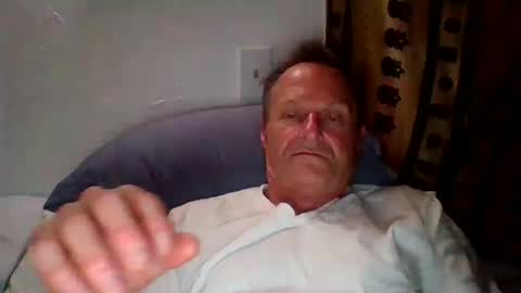 Snapshot of steviehard7 chatting on 10-16-25, 07:09 steviehard7 online show from 10-16-25, 07:09