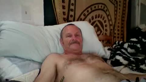 Snapshot of steviehard7 chatting on 11-10-25, 02:32 steviehard7 online show from 11-10-25, 02:32
