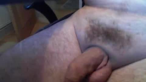 Snapshot of stevo14c chatting on 10-01-25, 10:38 stevo14c online show from 10-01-25, 10:38