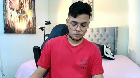 Snapshot of stewart_mateo_ chatting on 11-29-25, 02:47 stewart online show from 11-29-25, 02:47