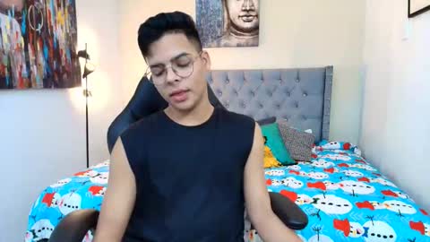 Snapshot of stewart_mateo_ chatting on 12-04-25, 02:32 stewart online show from 12-04-25, 02:32