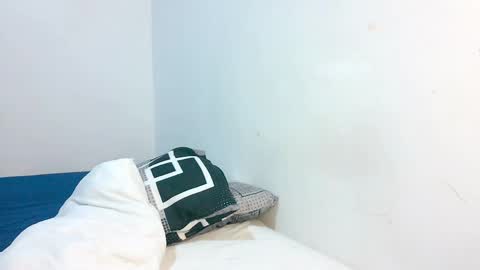 sthefany2512 online show from 04-02-26, 01:03