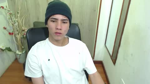 Stich online show from 02-10-26, 01:04