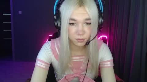 Steve online show from 10-28-25, 03:58