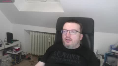 Oliver online show from 11-22-25, 07:24