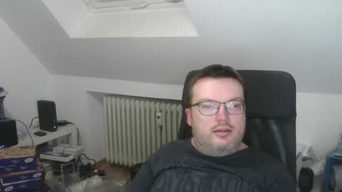 Oliver online show from 04-04-26, 07:22