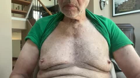 Snapshot of stillbad2 chatting on 03-09-26, 03:05 Stillbad2 online show from 03-09-26, 03:05