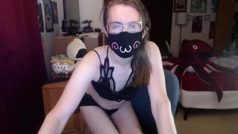 sting_ray111 online show from 02-09-25, 03:32