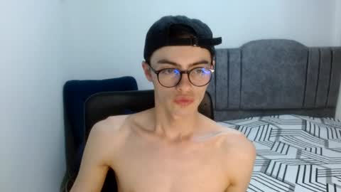 Snapshot of stiv_grant chatting on 07-08-26, 11:58 stiv_grant online show from 07-08-26, 11:58