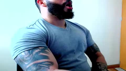 stiven253958 online show from 05-12-26, 03:53