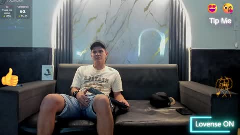 friends online show from 05-21-26, 04:19
