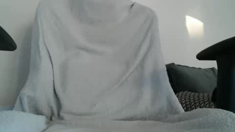 Snapshot of stivglatpik chatting on 11-21-25, 02:05 stivglatpik online show from 11-21-25, 02:05