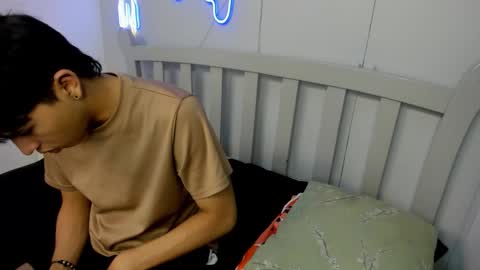 Stiwen online show from 11-27-25, 02:41